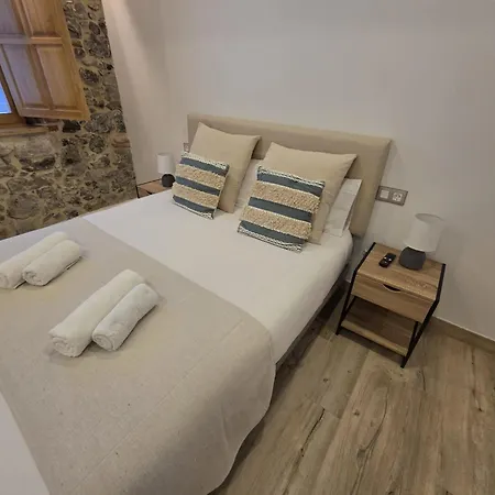 Apartamento El Patio De Vespasiano-calera- Vistas A La Iglesia Junto Al Puerto Castro Urdiales