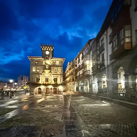 El Patio De Vespasiano-calera- Vistas A La Iglesia Junto Al Puerto Апартаменты Кастро-Урдиалес