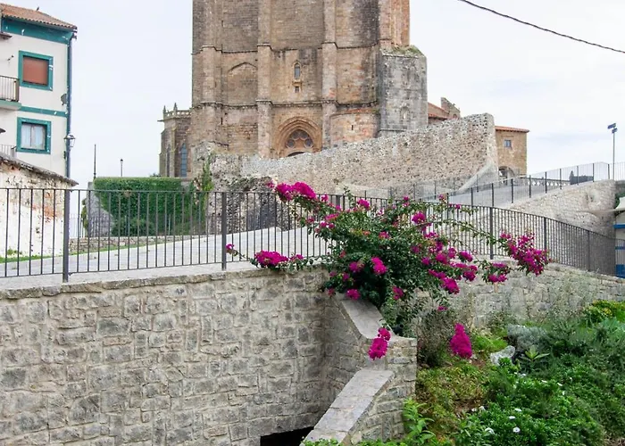 Appartement El Patio De Vespasiano-calera- Vistas A La Iglesia Junto Al Puerto