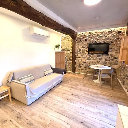 El Patio De Vespasiano-calera- Vistas A La Iglesia Junto Al Puerto Apartmán Castro Urdiales