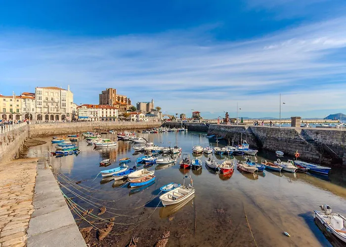 El Patio De Vespasiano-calera- Vistas A La Iglesia Junto Al Puerto شقة
